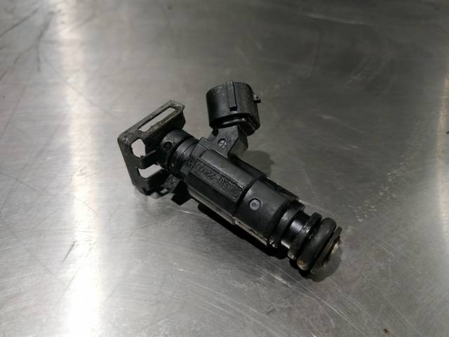 Wtryskiwacz paliwa 3531022600 HYUNDAI