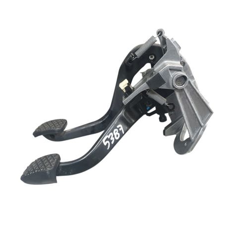 Pedał sprzęgła 35316761310 BMW