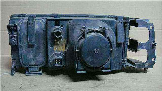 Reflektor prawy Volvo 940 944