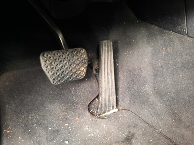 35406889818 BMW