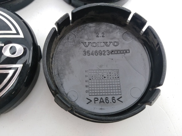 Kołpak do obręczy koła 3546923 VOLVO