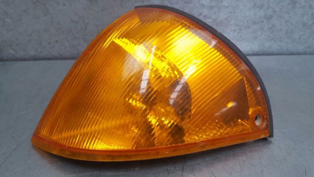 Kierunkowskaz lewy Suzuki Swift 2 AH, AJ