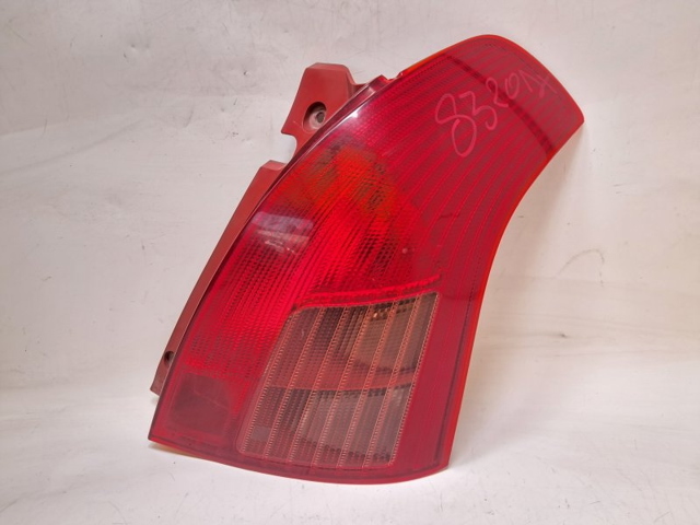 Lampa zespolona tylna prawa 3565062J00000 SUZUKI