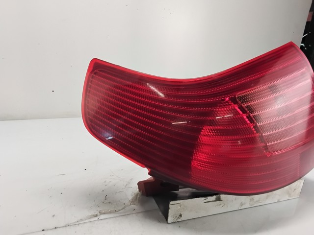 Lampa zespolona tylna prawa 3565062J00000 SUZUKI