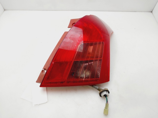Lampa zespolona tylna lewa 3567062J00 SUZUKI