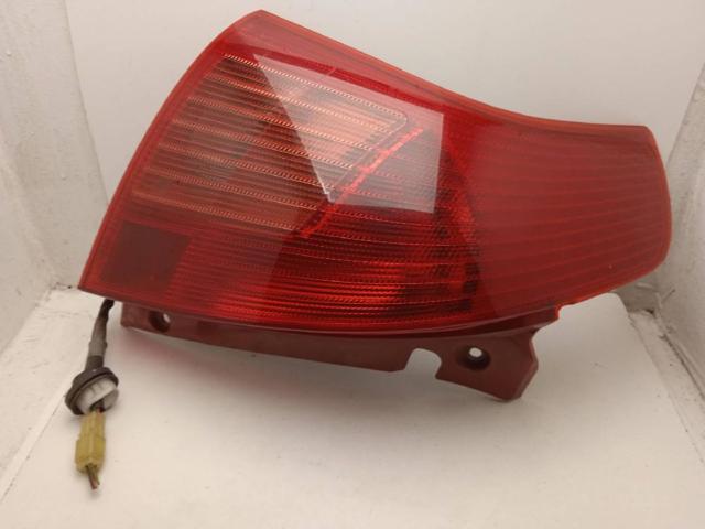 Lampa zespolona tylna lewa 3567062J00 SUZUKI