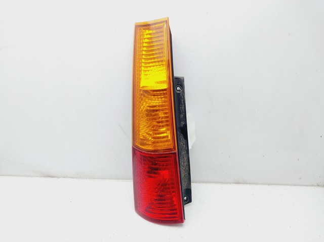 Lampa zespolona tylna lewa 3567086G00000 SUZUKI