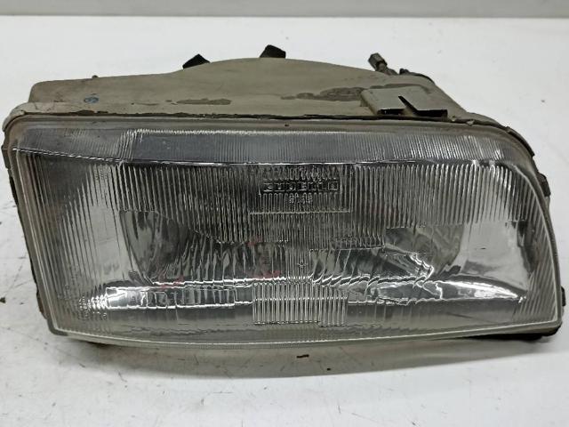 Reflektor prawy 35680748 PEUGEOT