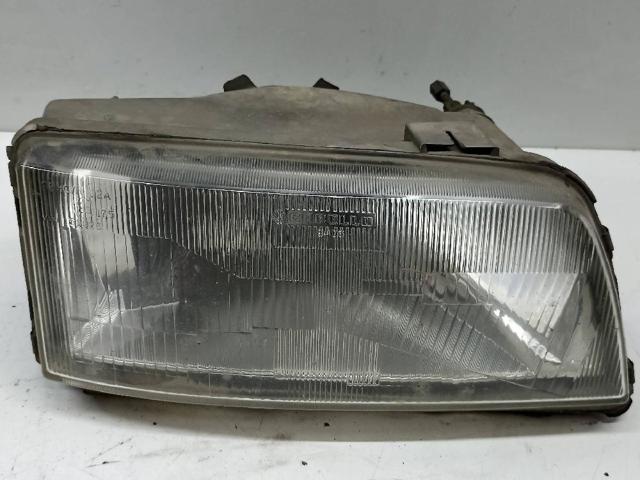 Reflektor prawy 35680748 PEUGEOT