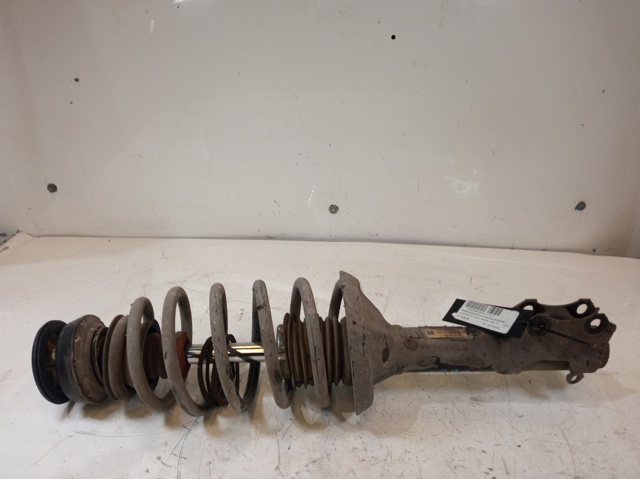 Amortyzator przedni 357413031Q VAG