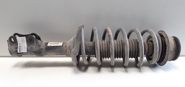 Amortyzator przedni 357413031R VAG