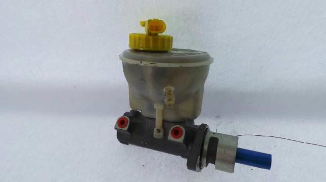 Główny cylinder hamulców 357611019B VAG