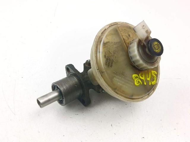 Główny cylinder hamulców 357611019B VAG