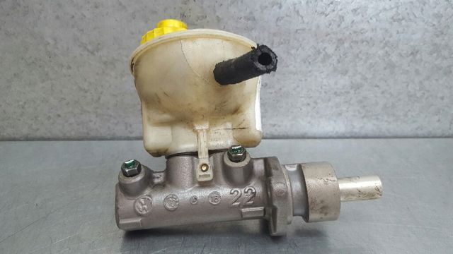 Główny cylinder hamulców 357611019B VAG