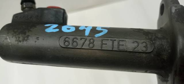 Cylinder roboczy sprzęgła 357721261 VAG