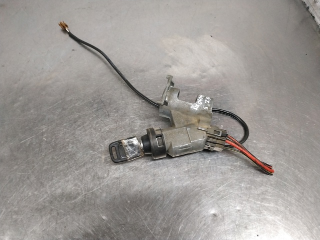 Stacyjka zapłonowa 357905851 VAG