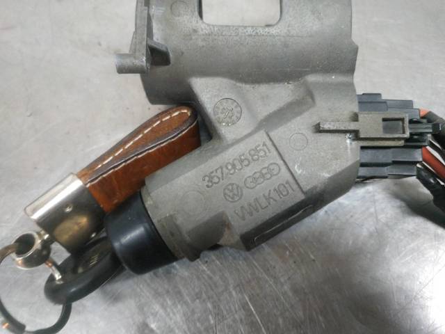 Stacyjka zapłonowa 357905851 VAG