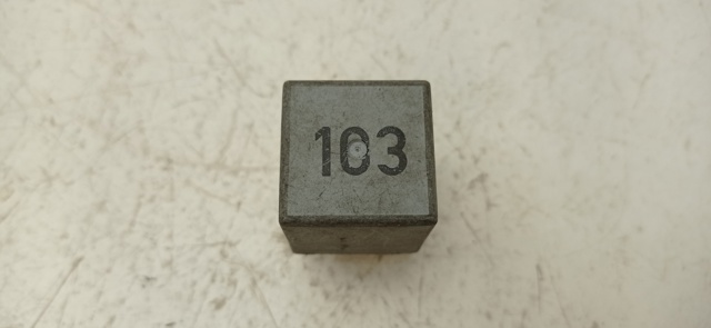 Przekaźnik świec żarowych 357911253 VAG