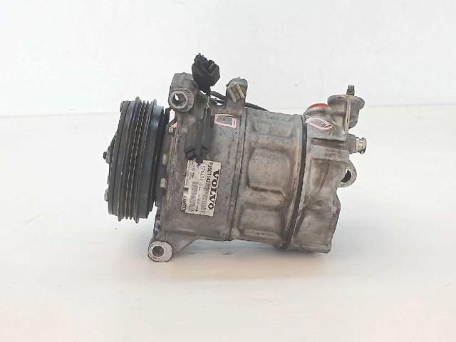 36011428 Volvo