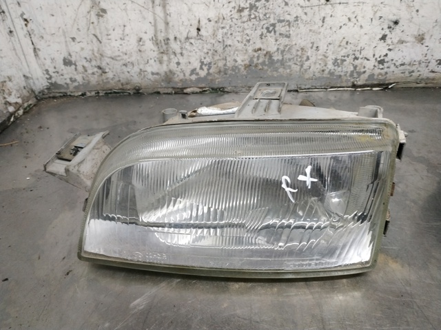 Reflektor lewy 36470748 FIAT