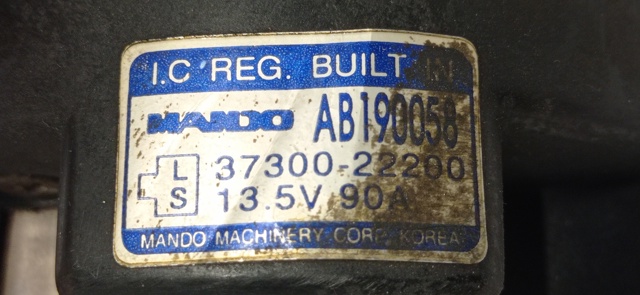 Alternator 3730022200 HYUNDAI