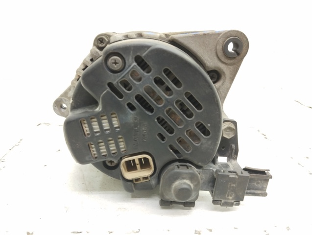 Alternator 3730022200 HYUNDAI