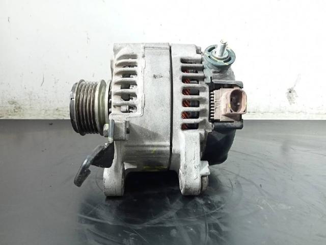 Alternator 373002A700 HYUNDAI