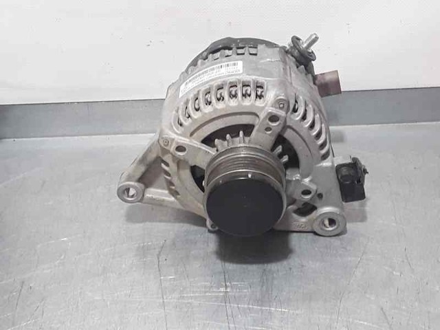 Alternator 373002A700 HYUNDAI