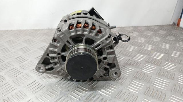 Alternator 373002A800 HYUNDAI