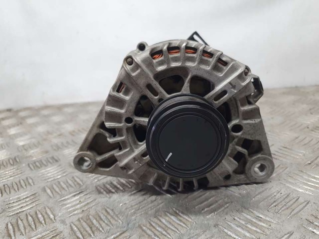 Alternator 373002A850 HYUNDAI
