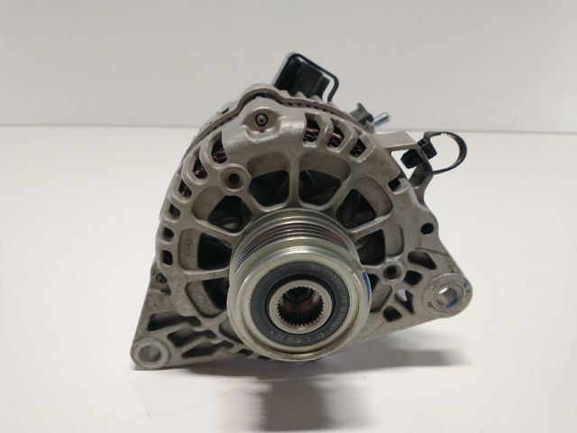 Alternator 373002A900 HYUNDAI
