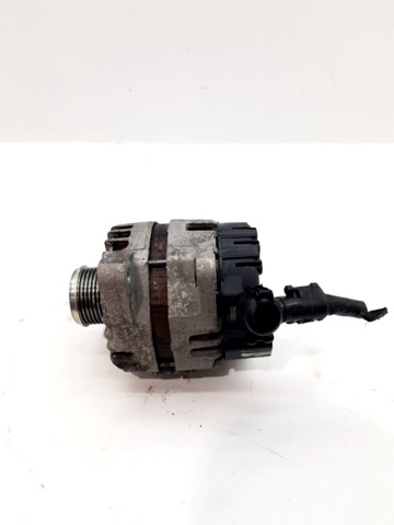 Alternator 373002F100 HYUNDAI