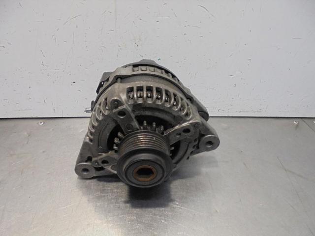 Alternator 373002F200 HYUNDAI