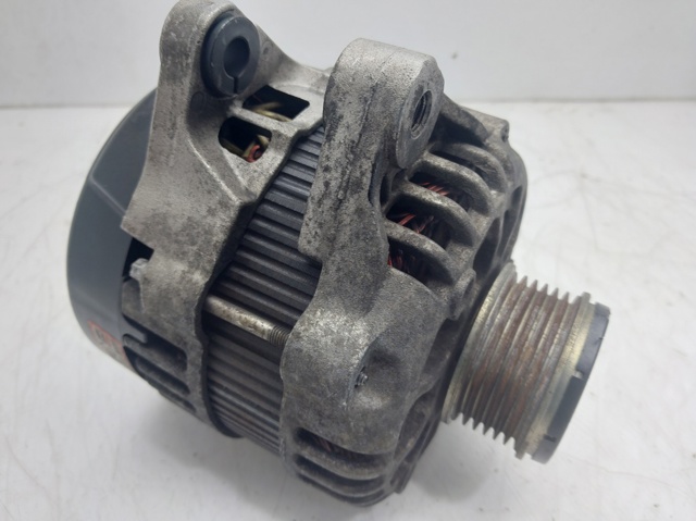 Alternator 373002F300 HYUNDAI