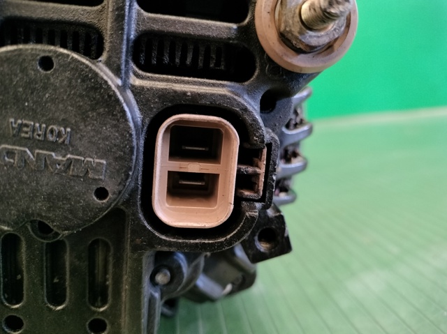 Alternator Mitsubishi Sigma