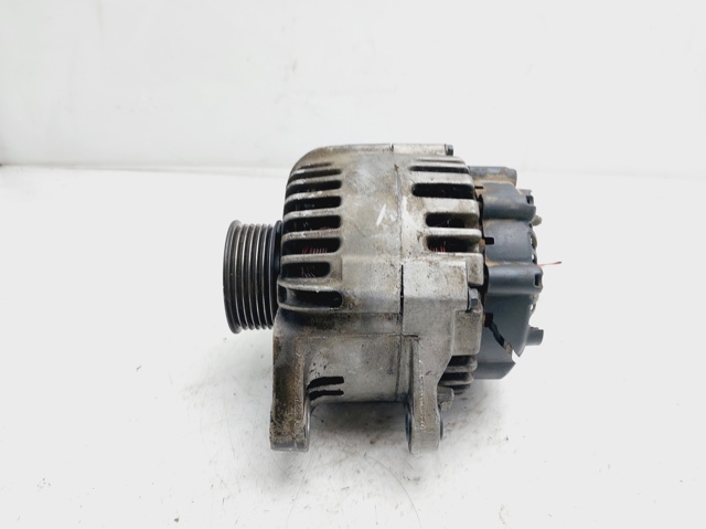 Alternator 3730039405 HYUNDAI