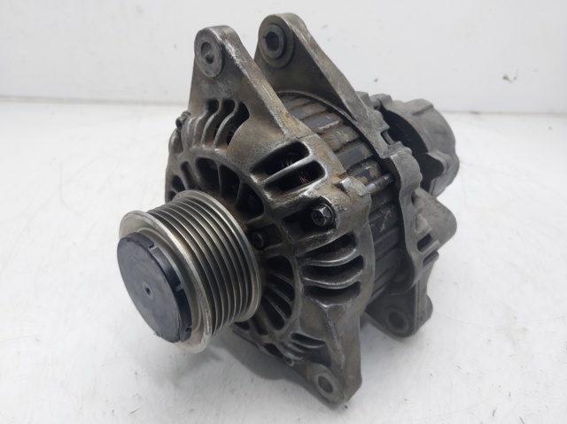 Alternator 373004A112 HYUNDAI