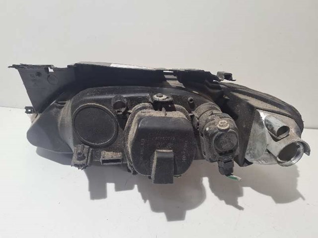 Reflektor prawy 37540748D PEUGEOT