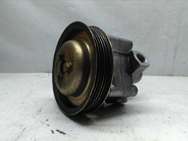 Pompa wspomagania kierownicy Alfa Romeo 75