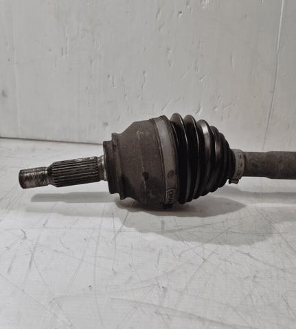 Półoś napędowa przednia prawa Mitsubishi Outlander CWW