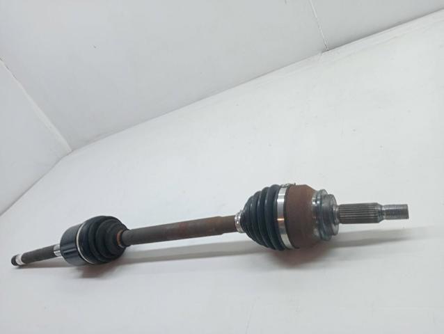 Półoś napędowa przednia prawa Mitsubishi Outlander CWW