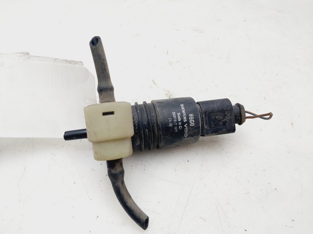Pompka spryskiwacza szyby przedniej 3841086G00000 SUZUKI