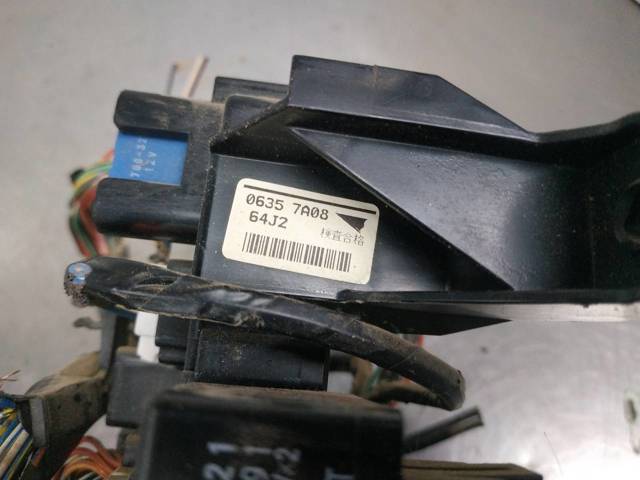 Przekaźnik kierunkowskazów Suzuki Swift 3 RS