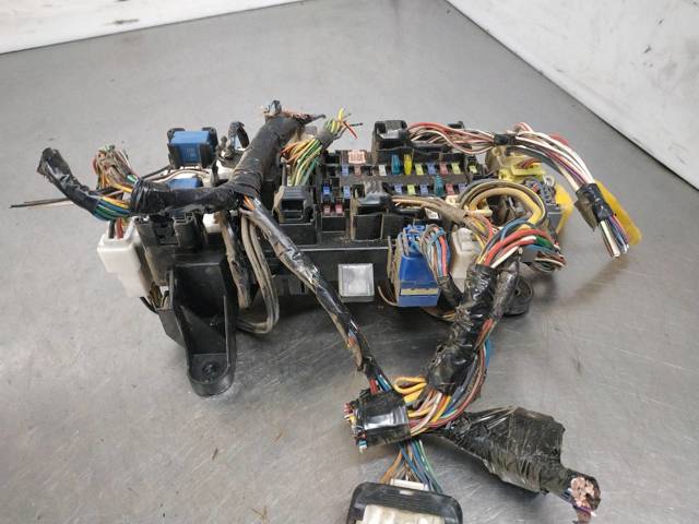 Przekaźnik kierunkowskazów Suzuki Swift 3 RS