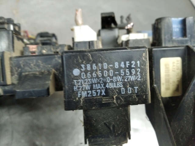 Przekaźnik kierunkowskazów Suzuki Swift 3 RS