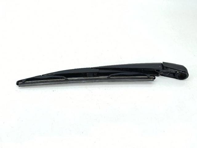 Ramię wycieraczki szyby tylnej 3882165J00000 SUZUKI