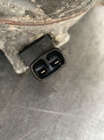 Sprężarka klimatyzacji 39006351 OPEL