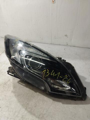 Reflektor prawy 39009022 OPEL