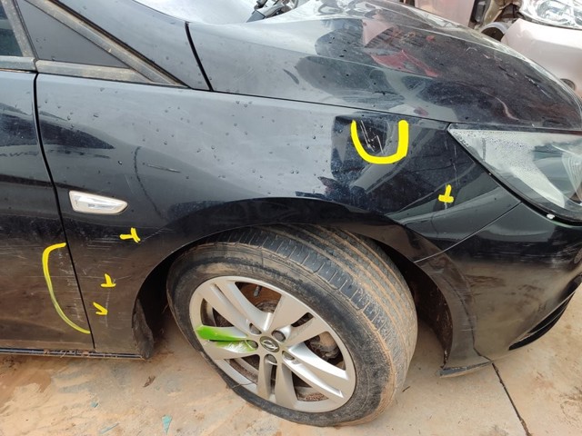 Błotnik przedni prawy Opel Astra