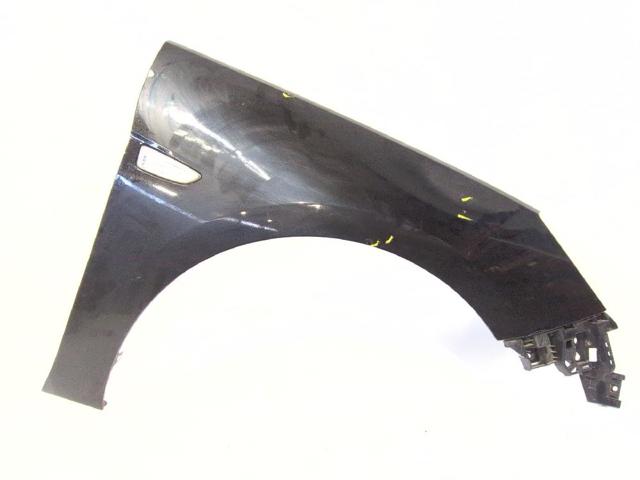 Błotnik przedni prawy Opel Astra